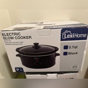 Electric slow cooker